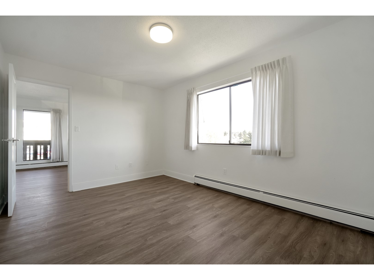 Market Green Apartments - Photo 11