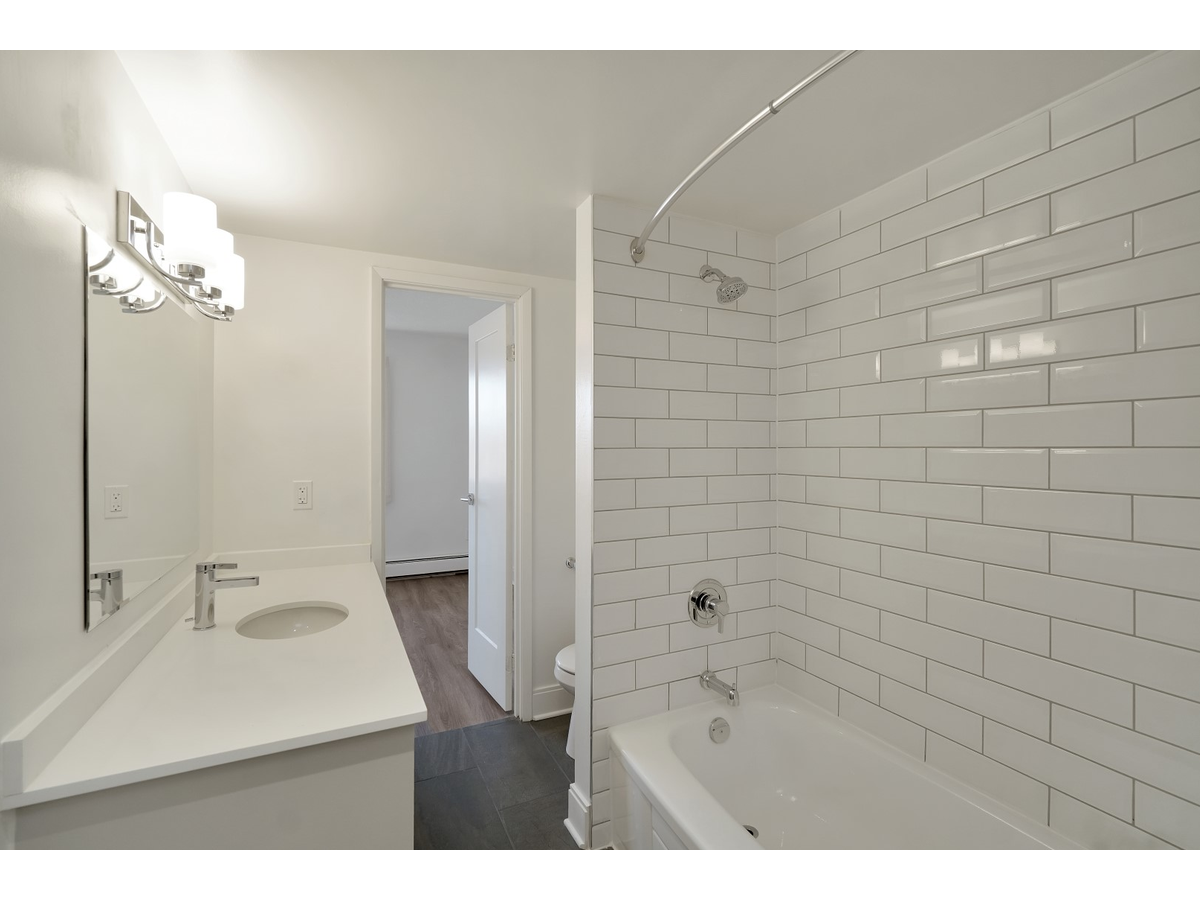 Market Green Apartments - Photo 13