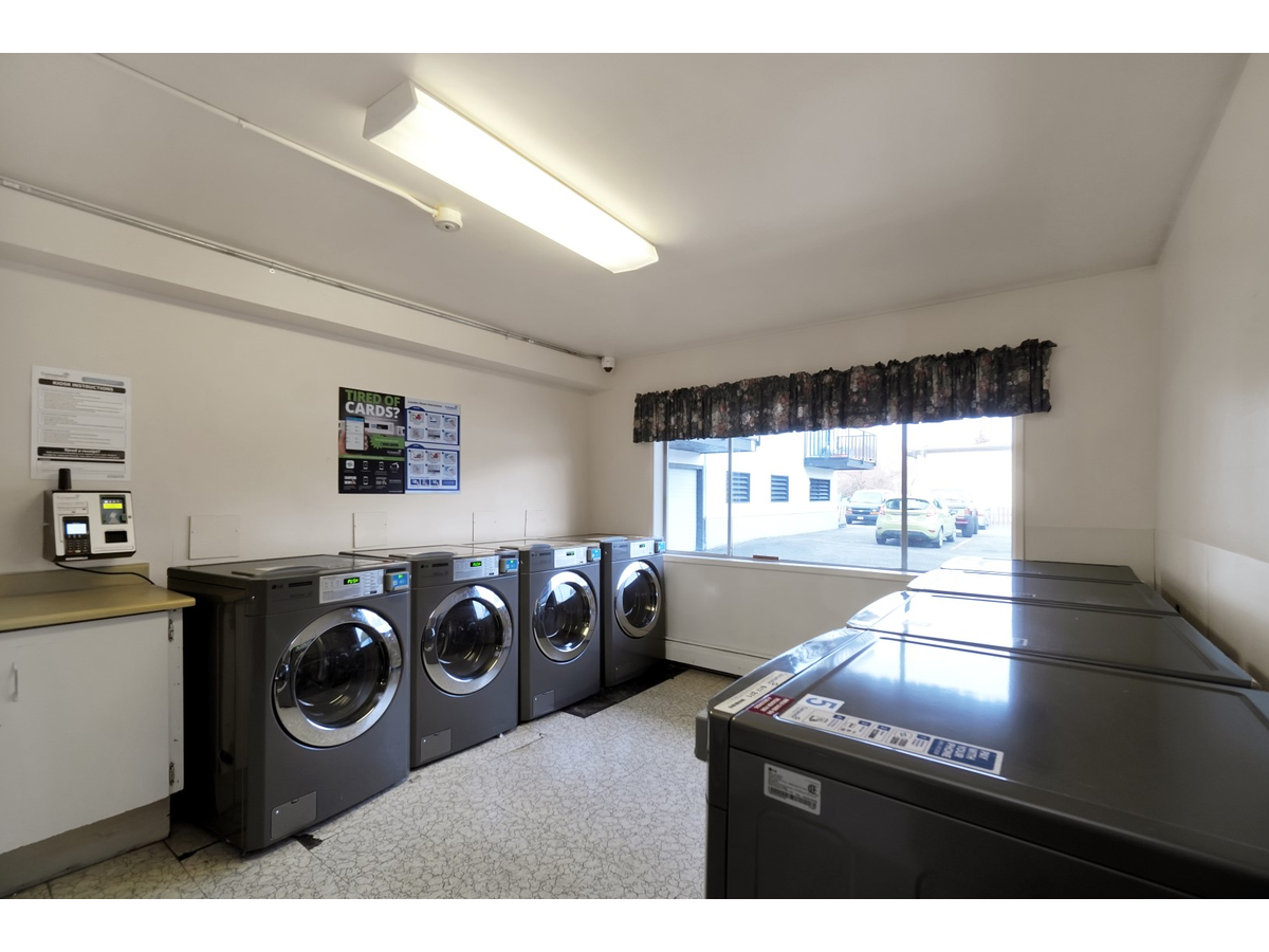 Blue Cedar Apartments - Photo 7