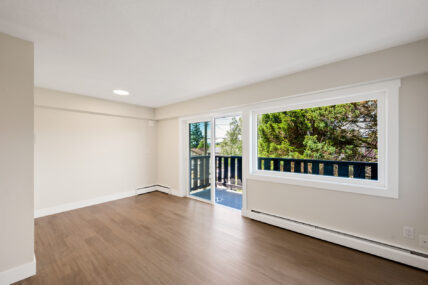 Lamplighter Apartments - Photo 10