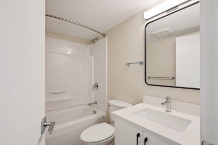 Lamplighter Apartments - Photo 22