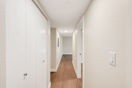Lamplighter Apartments - Photo 34