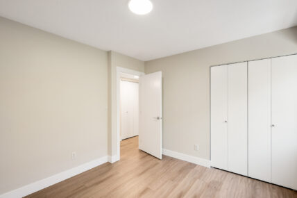 Lamplighter Apartments - Photo 38