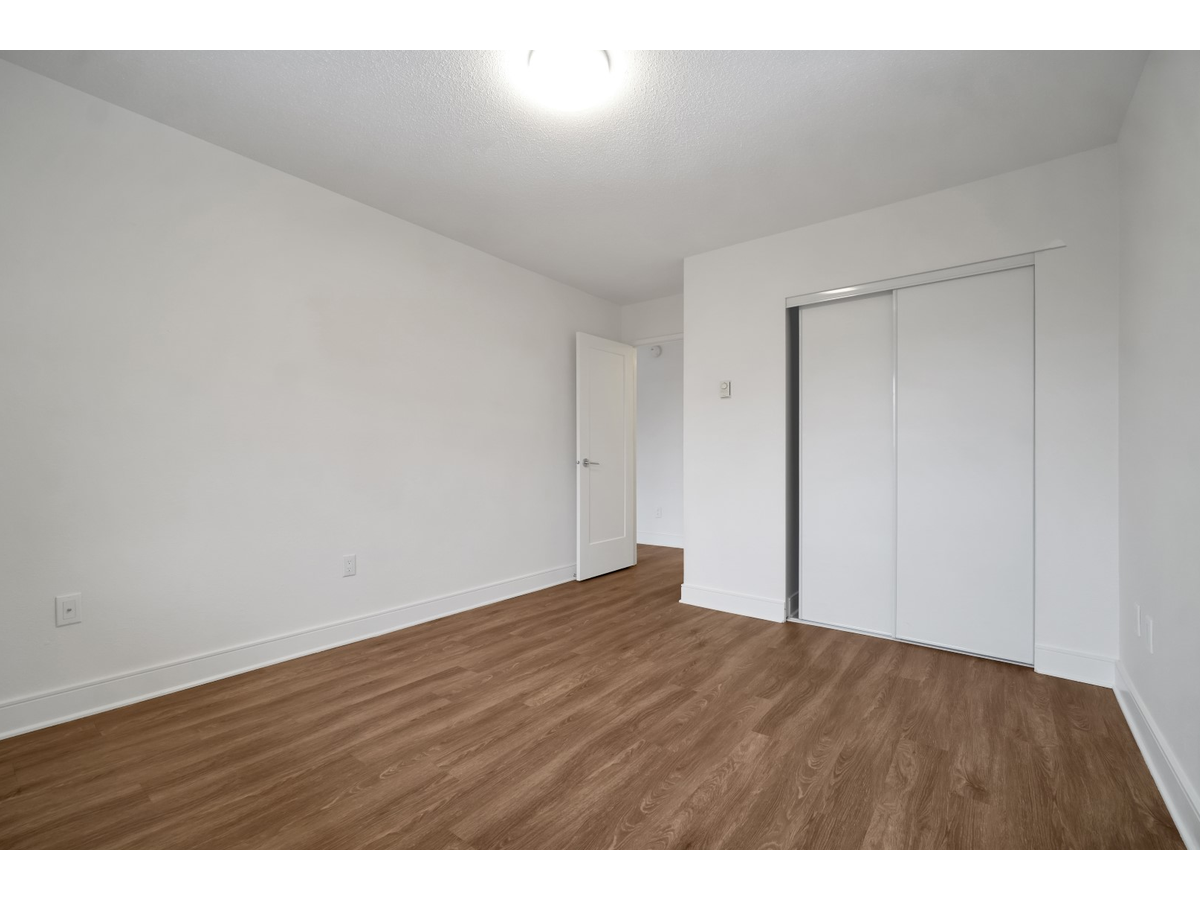McKenzie Woods Apartments - Photo 16
