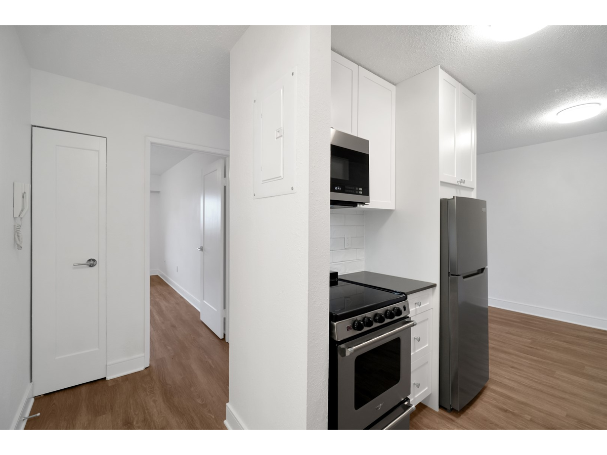 McKenzie Woods Apartments - Photo 18