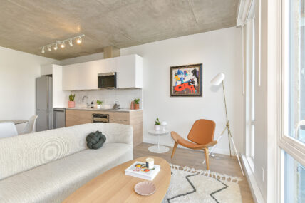 Mod Apartments - Photo 4