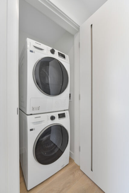 Mod Apartments - Photo 21
