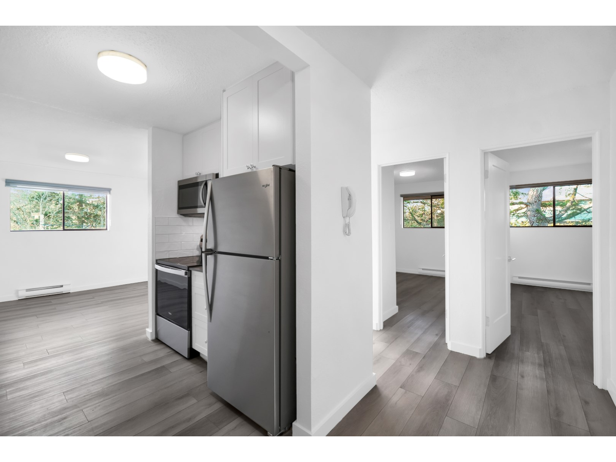 McKenzie Manor Apartments - Photo 8