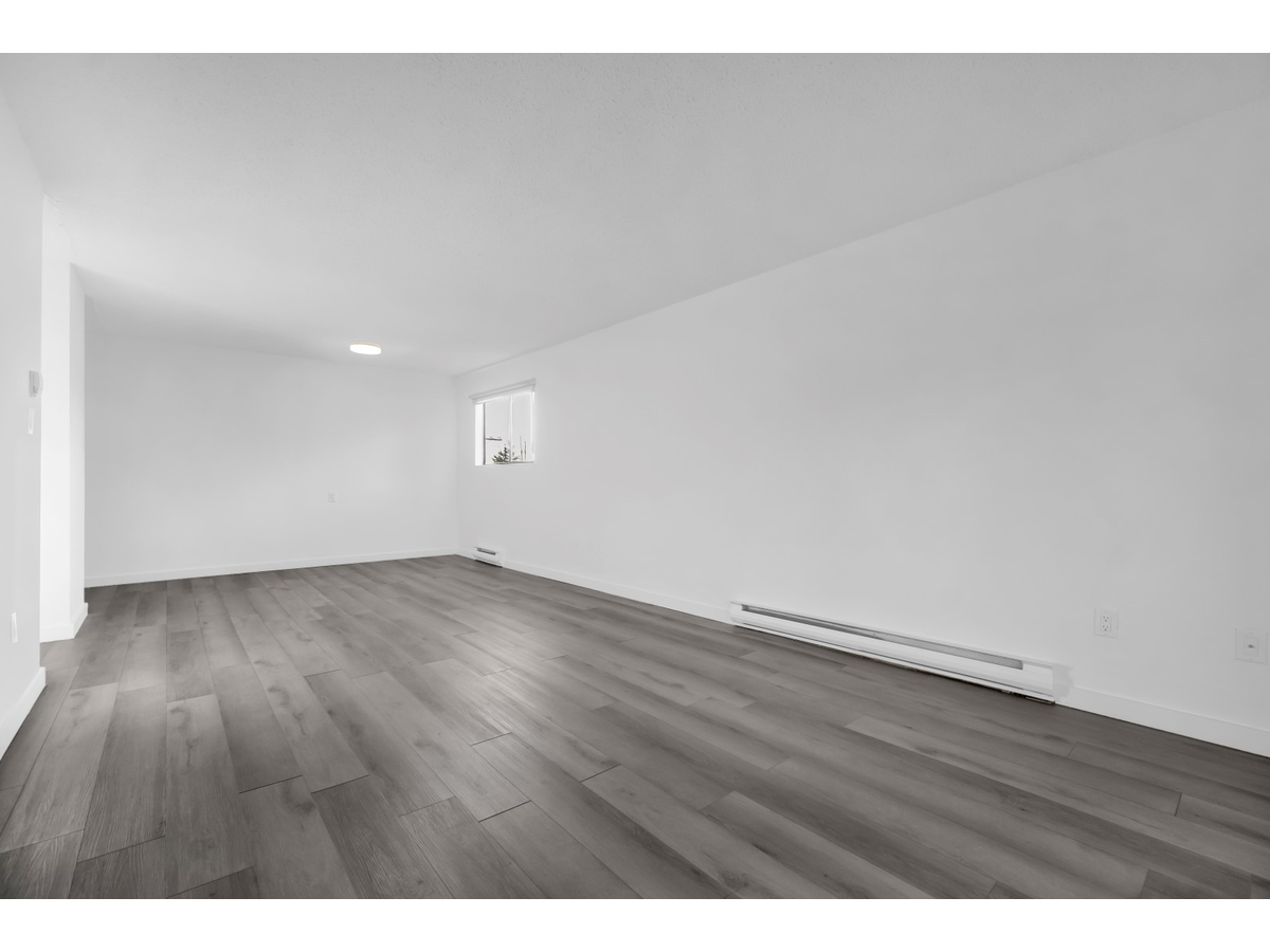McKenzie Manor Apartments - Photo 14
