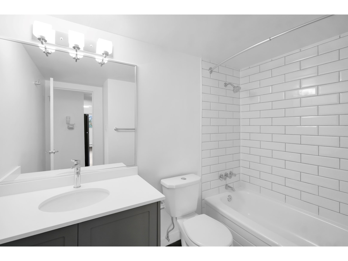 McKenzie Manor Apartments - Photo 16