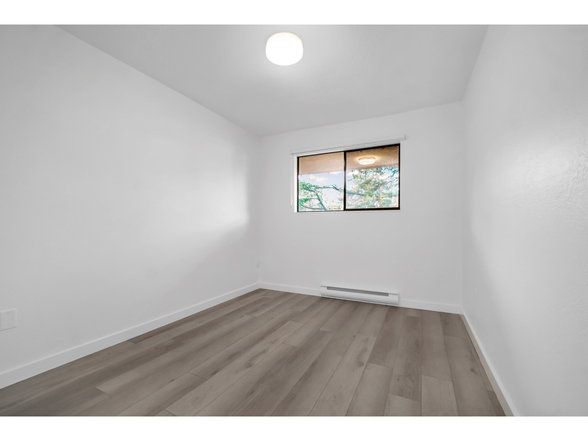 McKenzie Manor Apartments - Photo 17