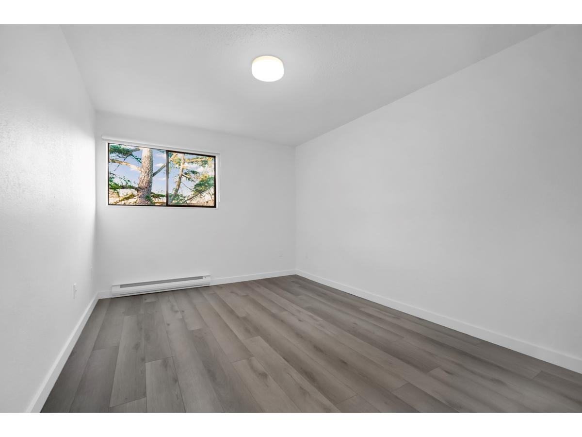 McKenzie Manor Apartments - Photo 21
