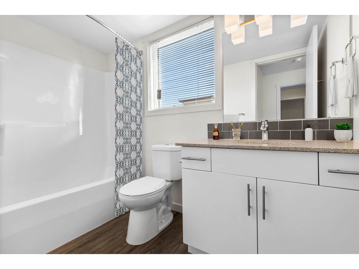 Mission Flats - Photo 16