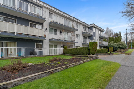 Oxford Manor Apartments - Photo 3