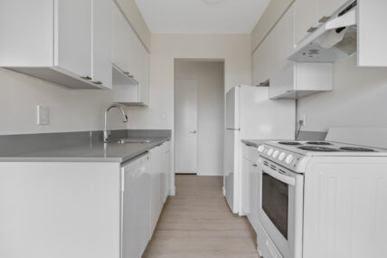 Oxford Manor Apartments - Photo 14