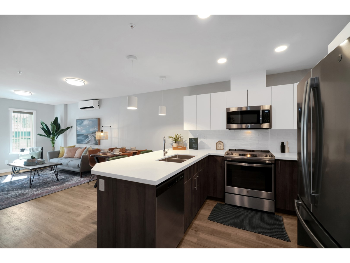 Centennial Court Apartments - Photo 12