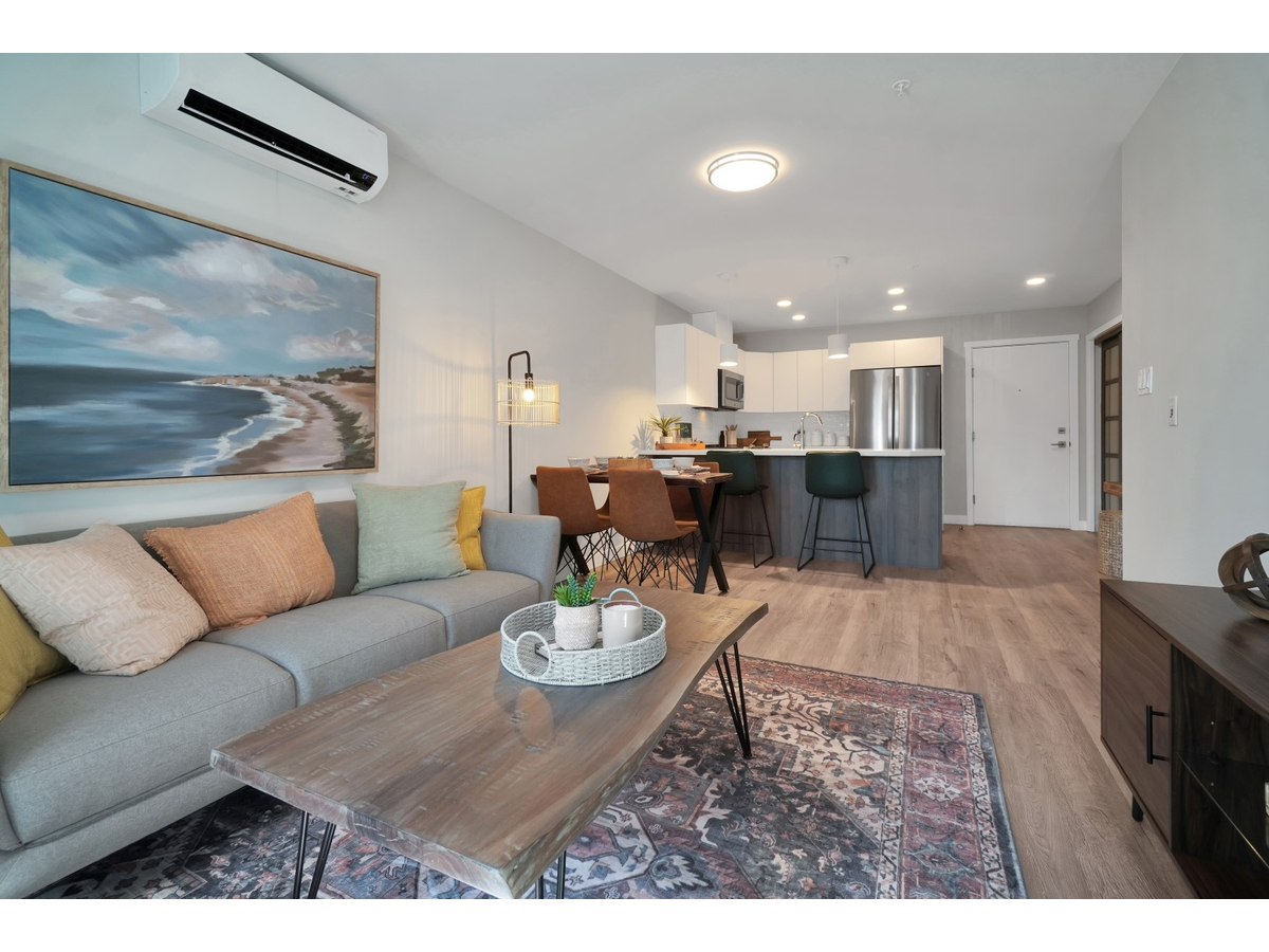 Centennial Court Apartments - Photo 14