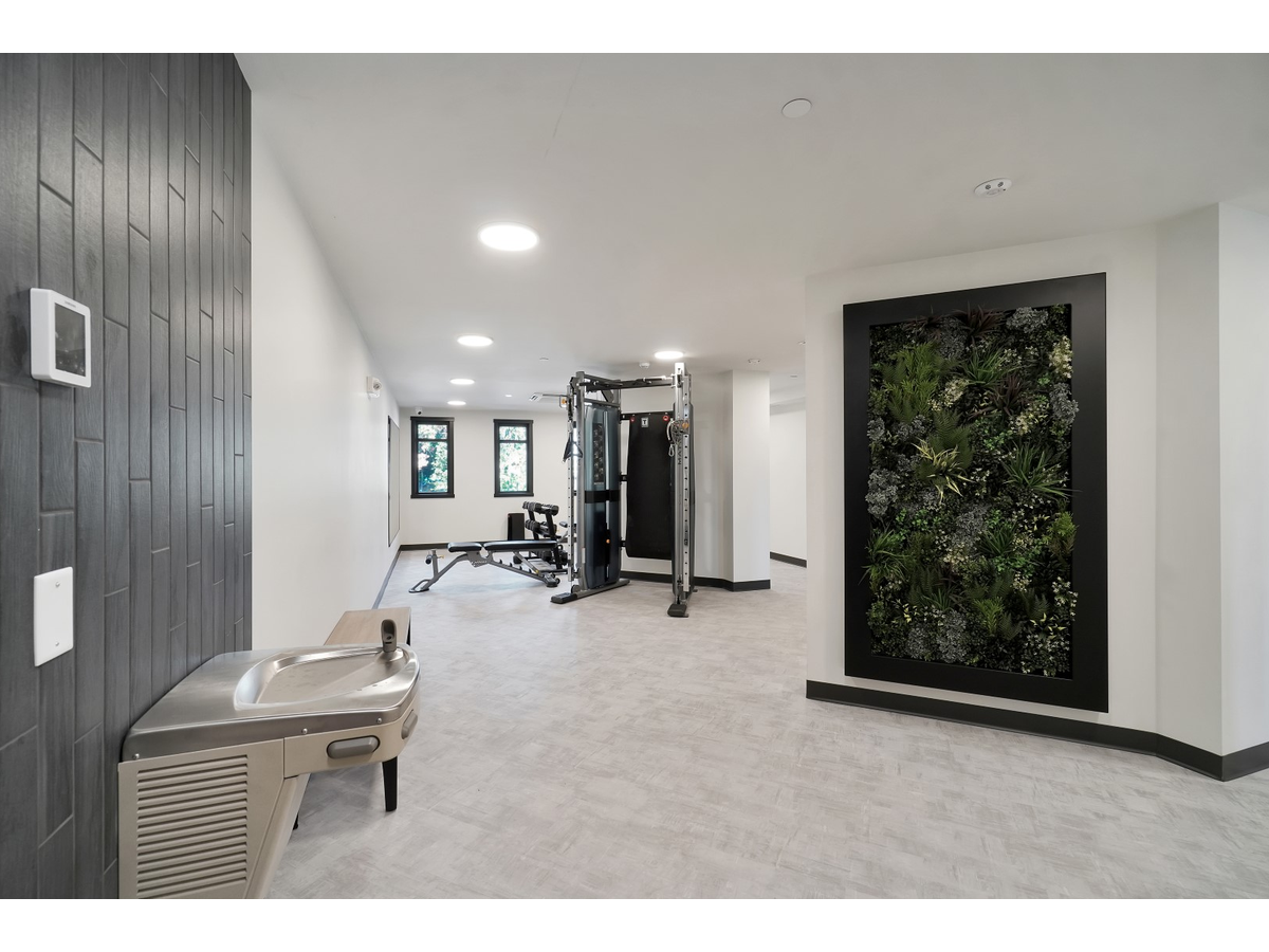 Centennial Court Apartments - Photo 33