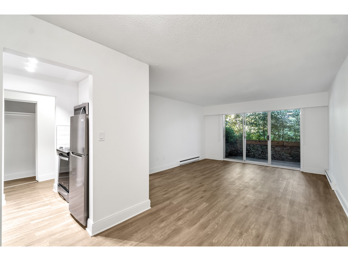 Granada Court Apartments - Photo 3