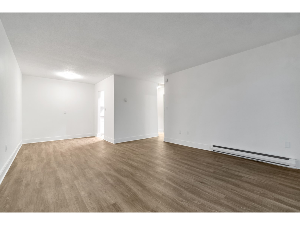 Granada Court Apartments - Photo 8