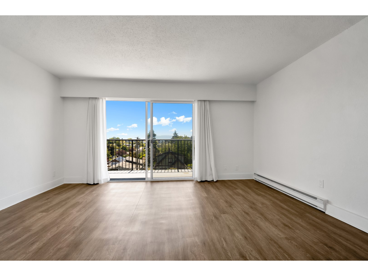Macaulay Manor Apartments - Photo 4