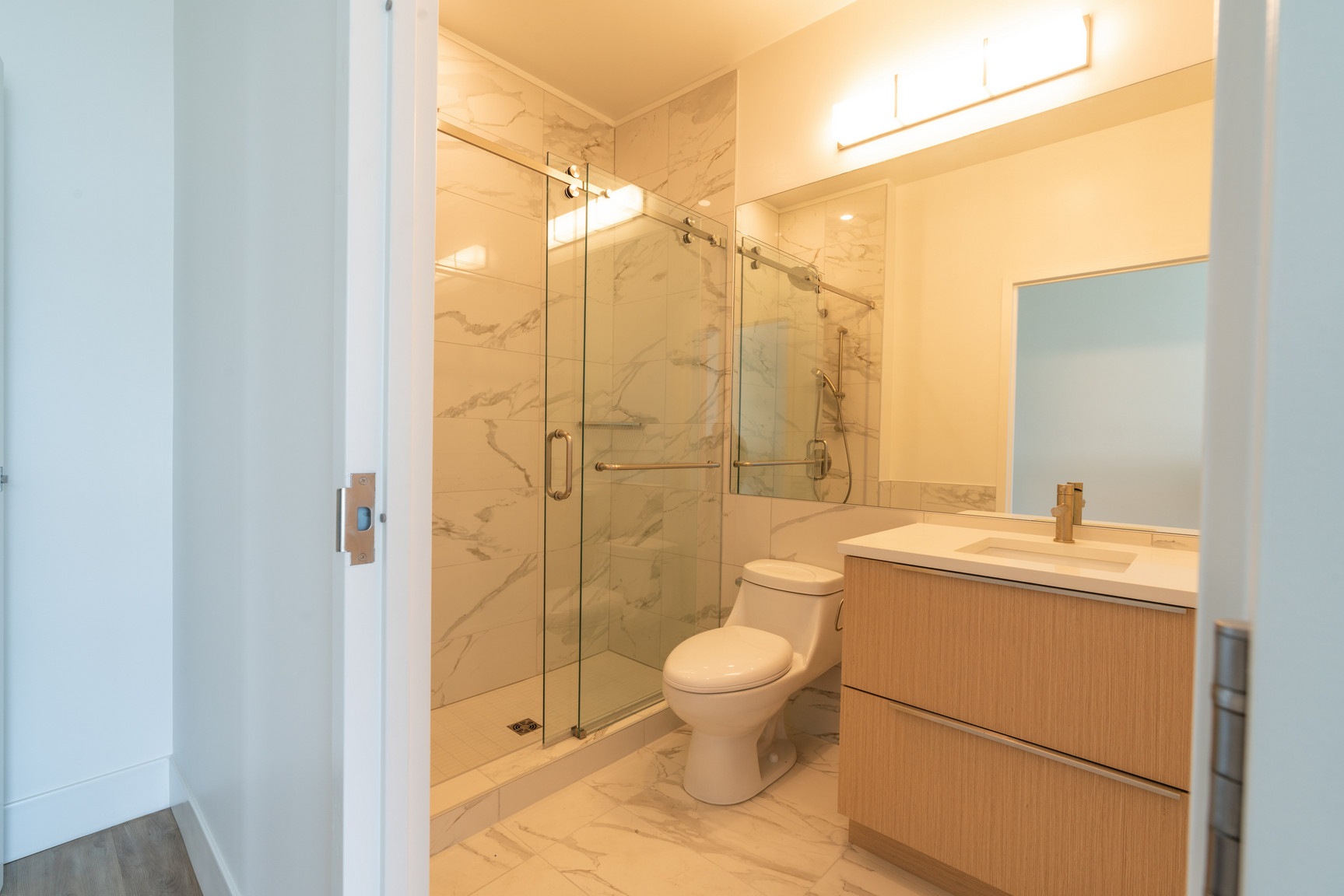 The Penthouses at Shoreline West End - Photo 32