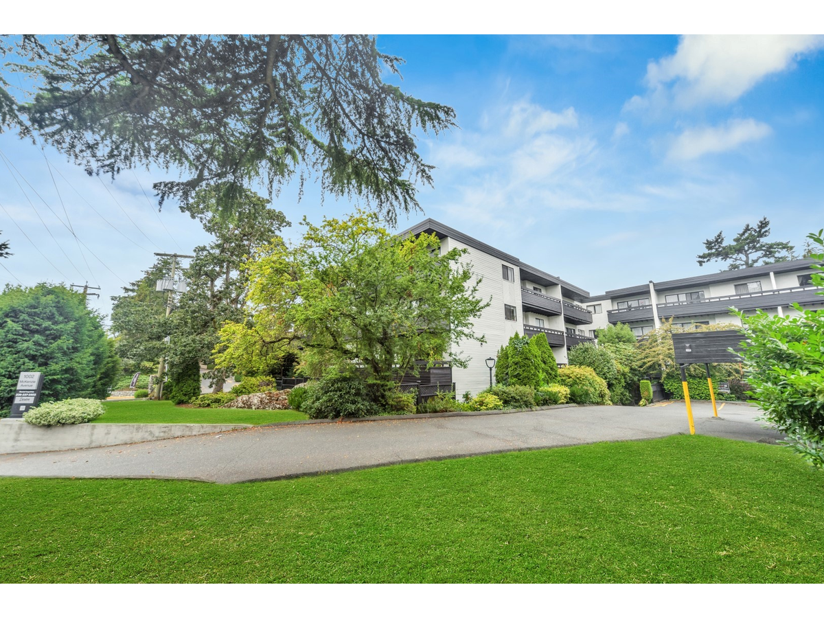 McKenzie Woods Apartments
