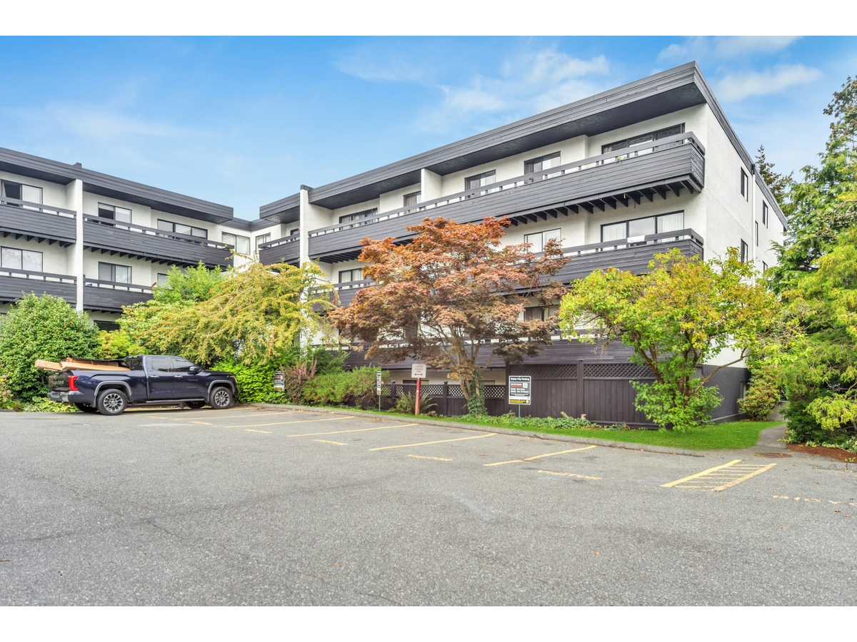 McKenzie Woods Apartments - Photo 3
