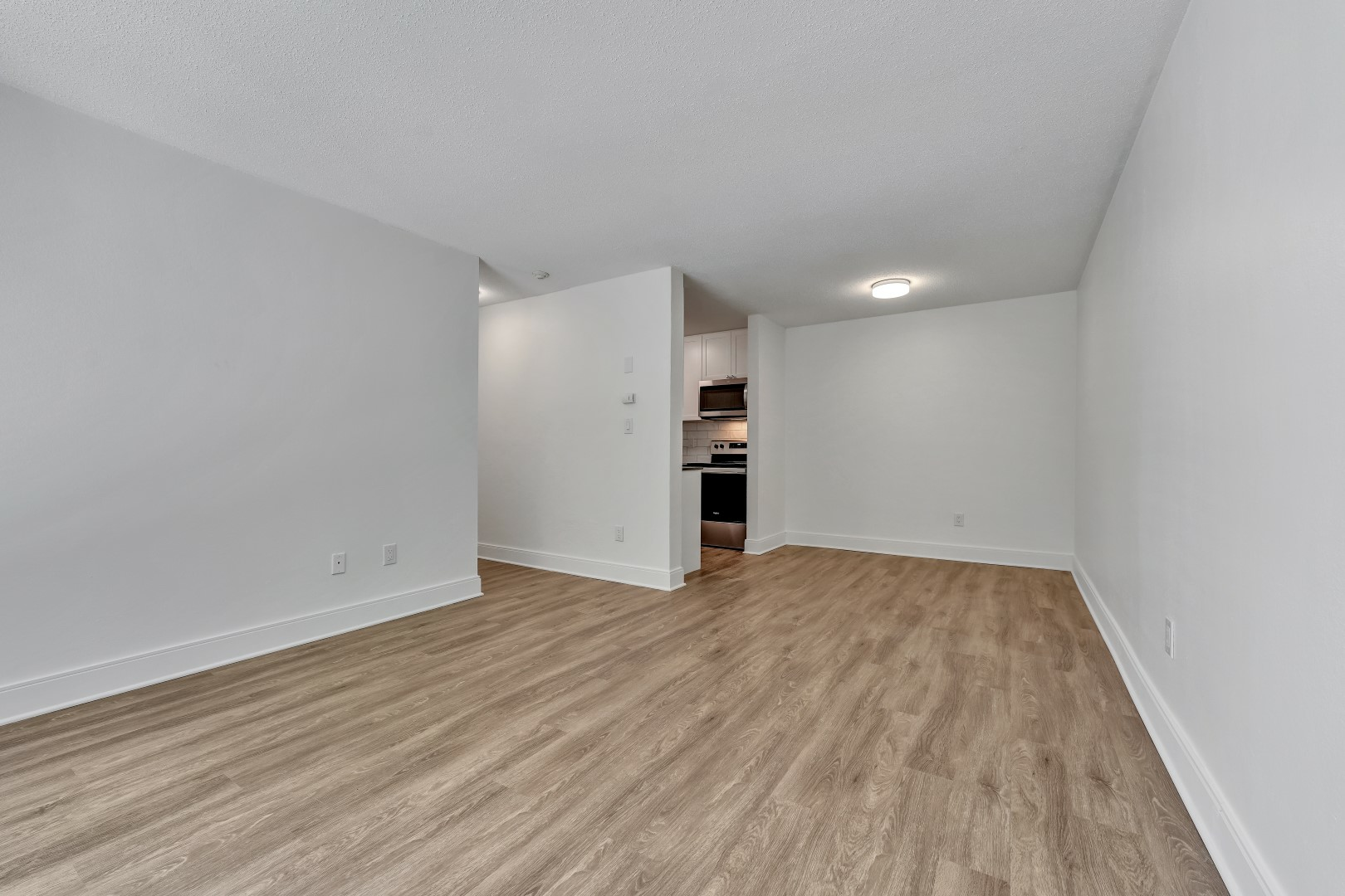 4026 Quadra Apartments - Photo 13