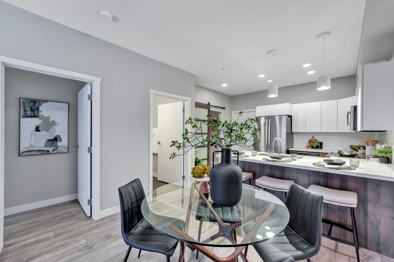 Centennial Court Apartments - Photo 6