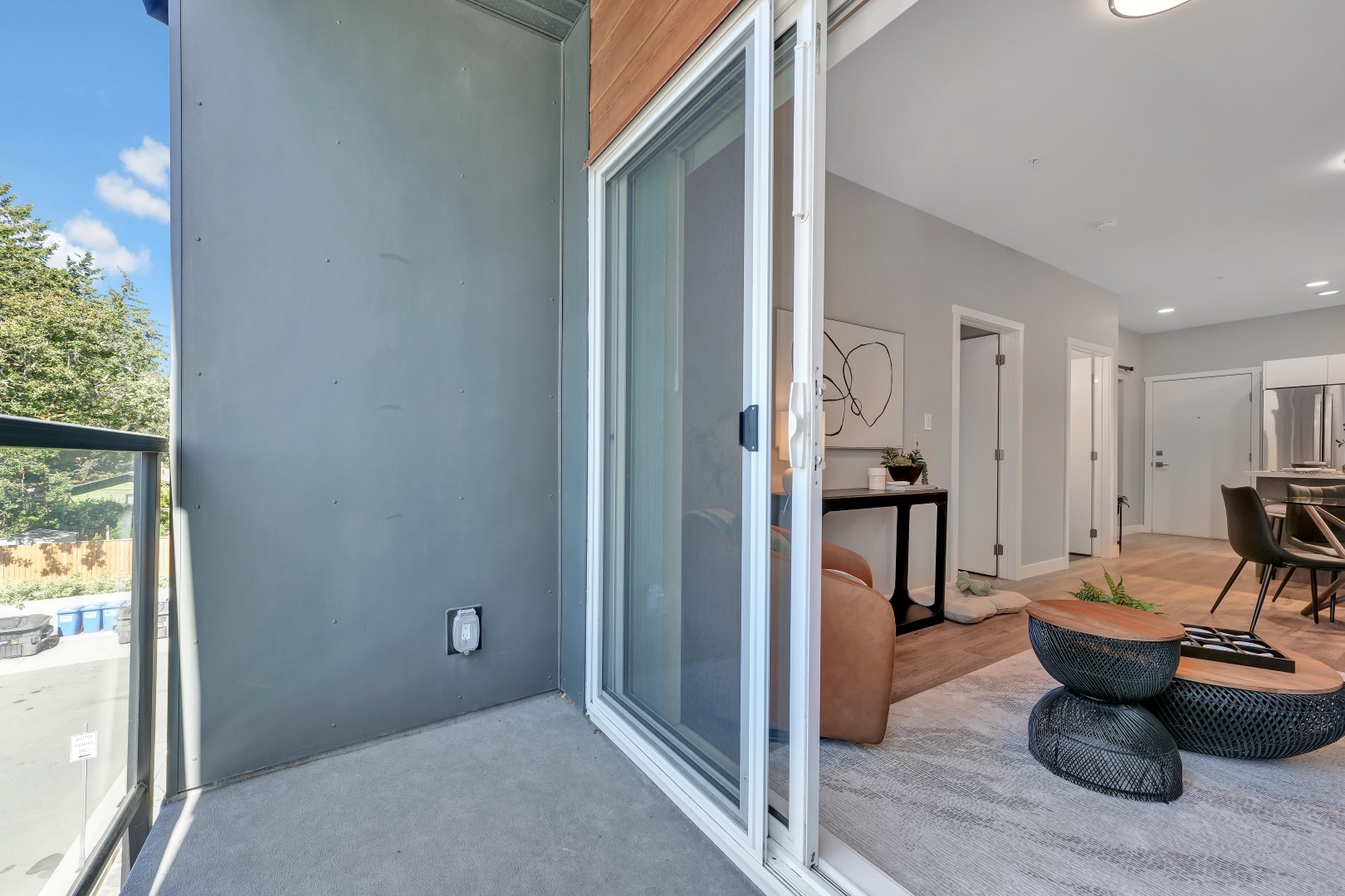 Centennial Court Apartments - Photo 11