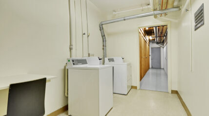 Willow Gardens Apartments - Photo 36