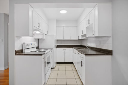 Willow Gardens Apartments - Photo 15