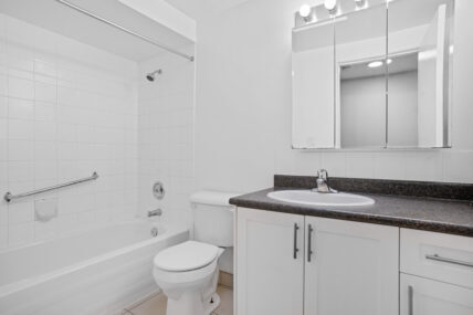 Willow Gardens Apartments - Photo 22
