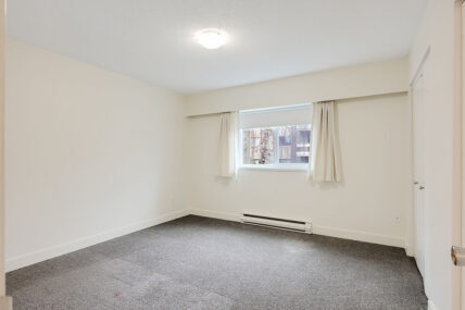 Woodridge Manor Apartments - Photo 14