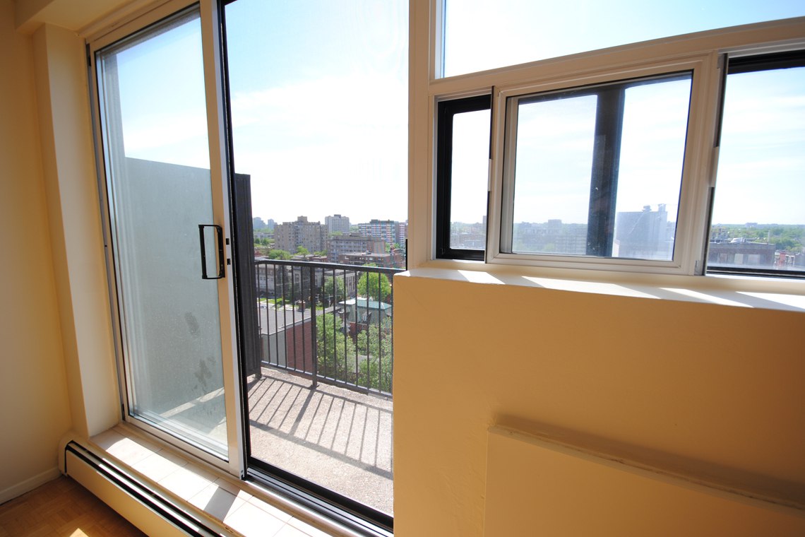 335 MacLaren St. - Photo 11