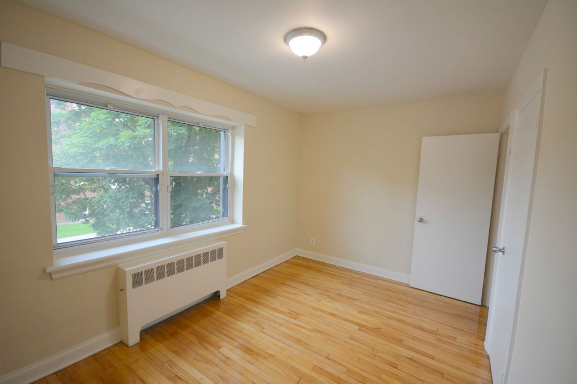 385 Besserer St. - The Belgarde Apartments - Photo 3