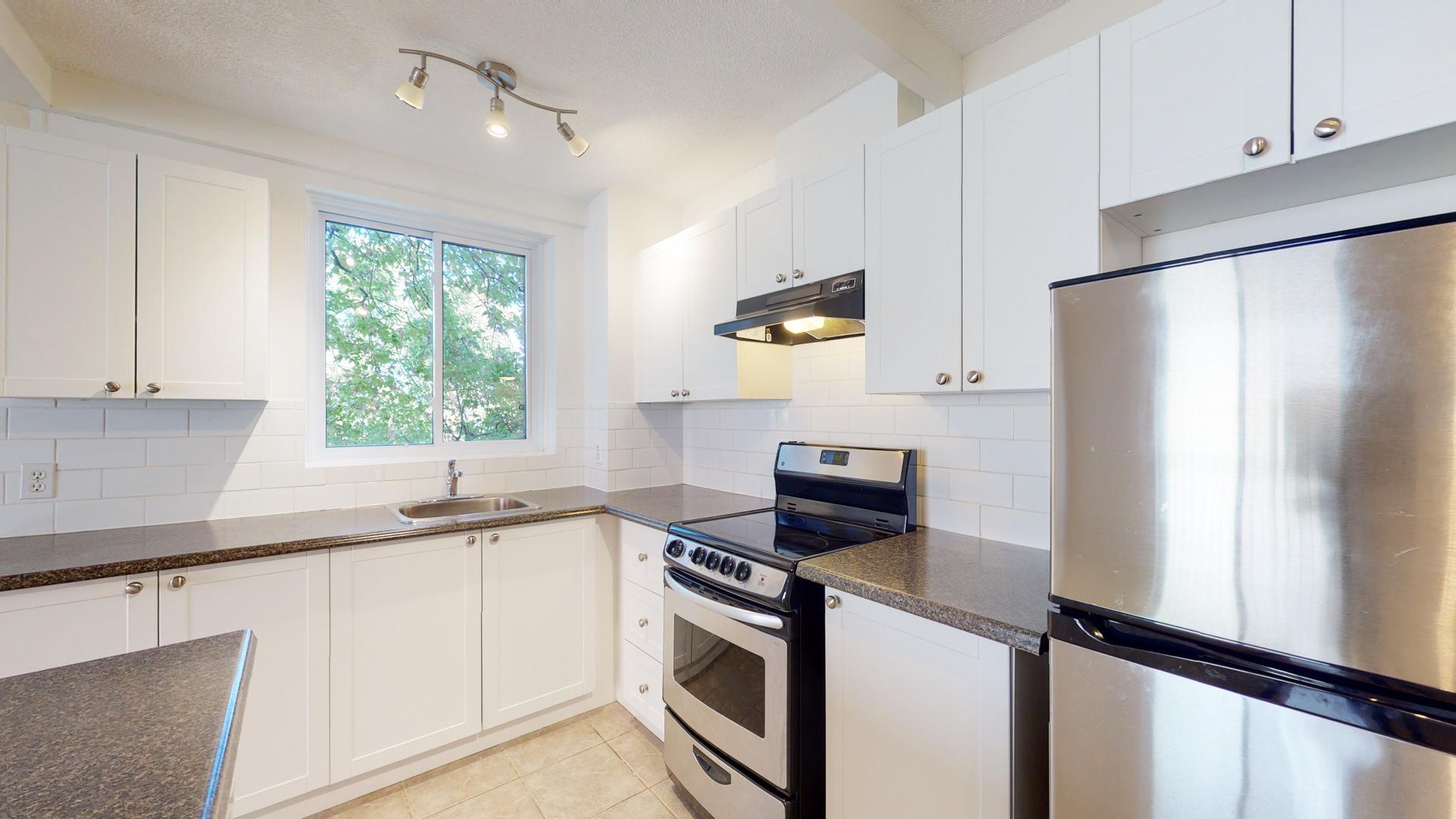 10 Burnside Ave. - Photo 15