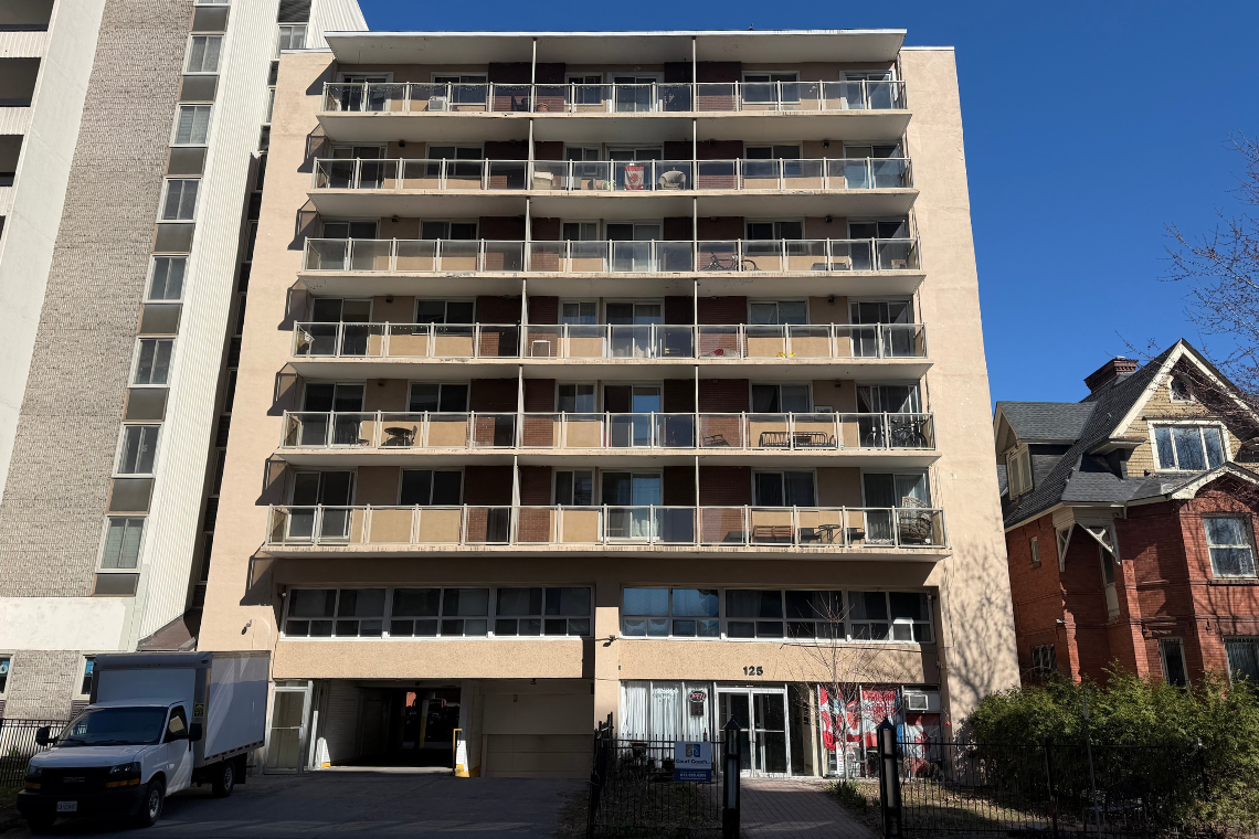 125 Somerset St. W.