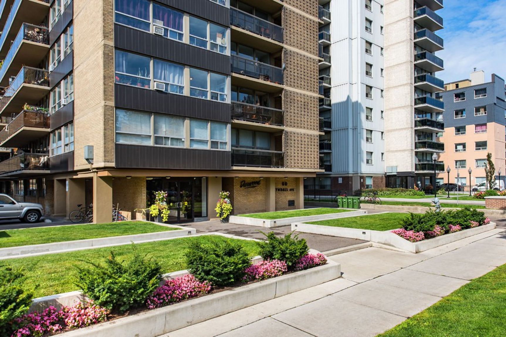 60 Tyndall Ave - Photo 42