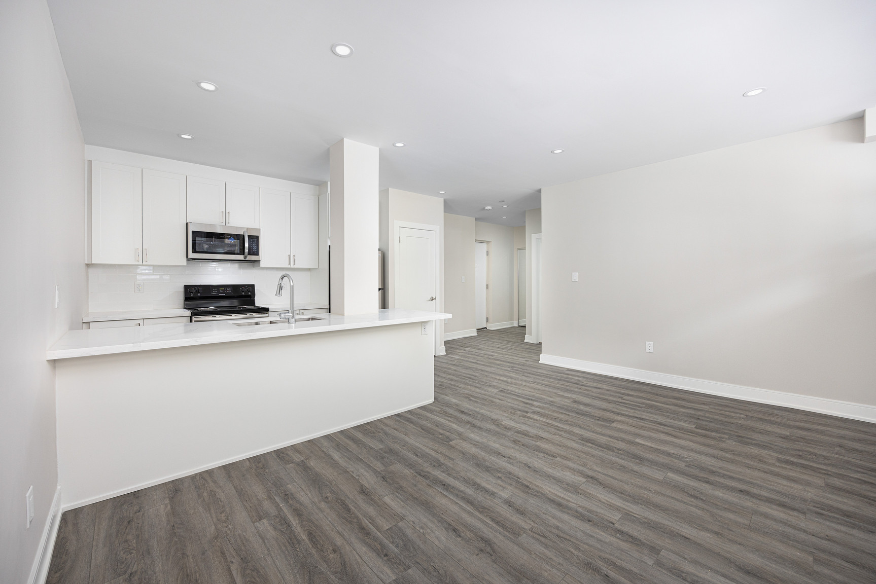 60 Tyndall Ave - Photo 16