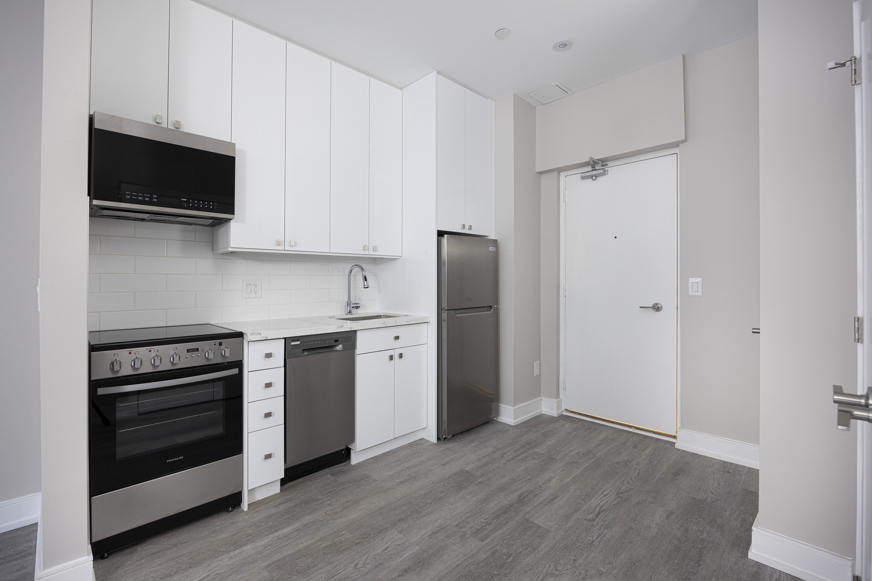 Blue Forest Apartments - Photo 8
