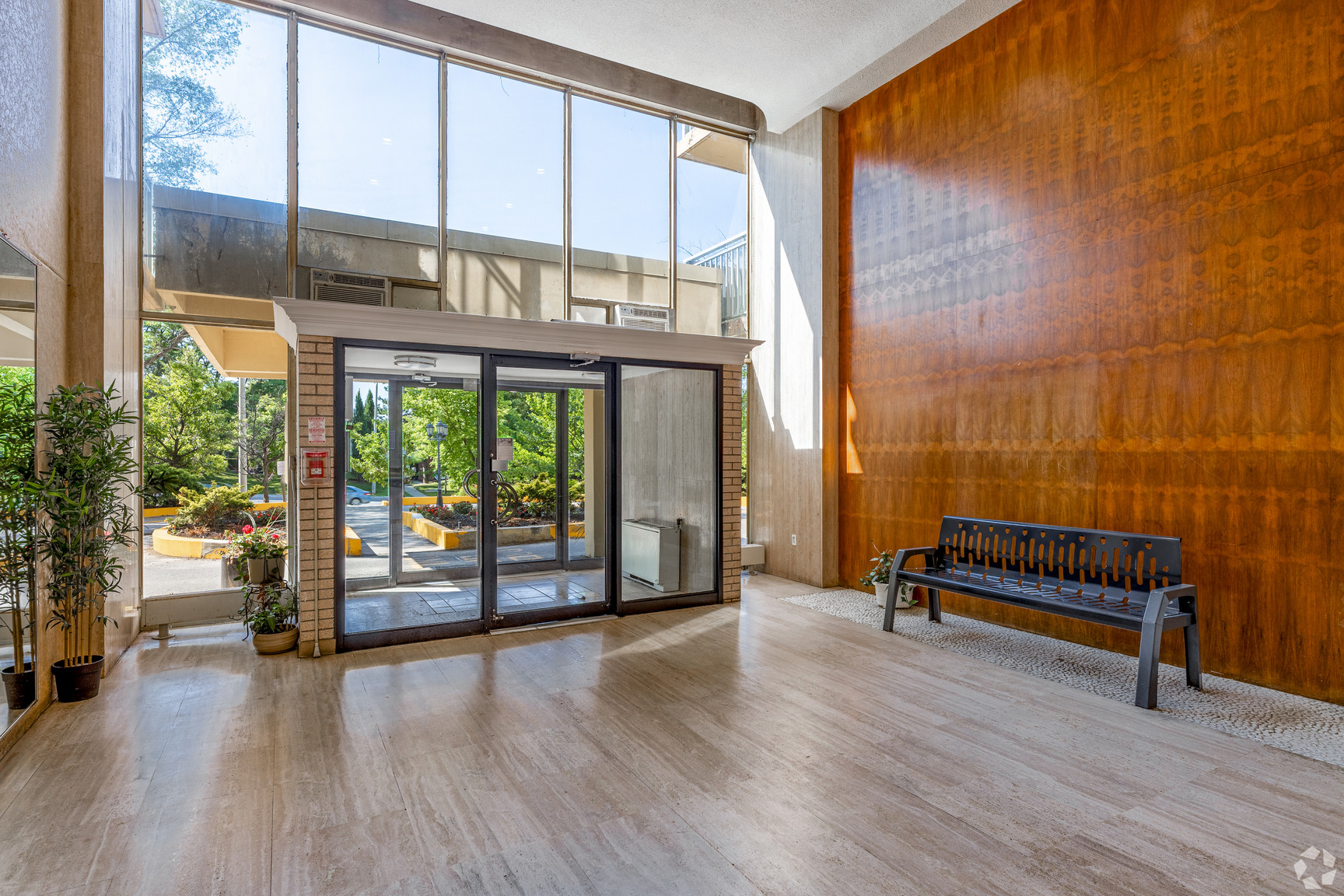 Sunrise Tower Apartments - Photo 11