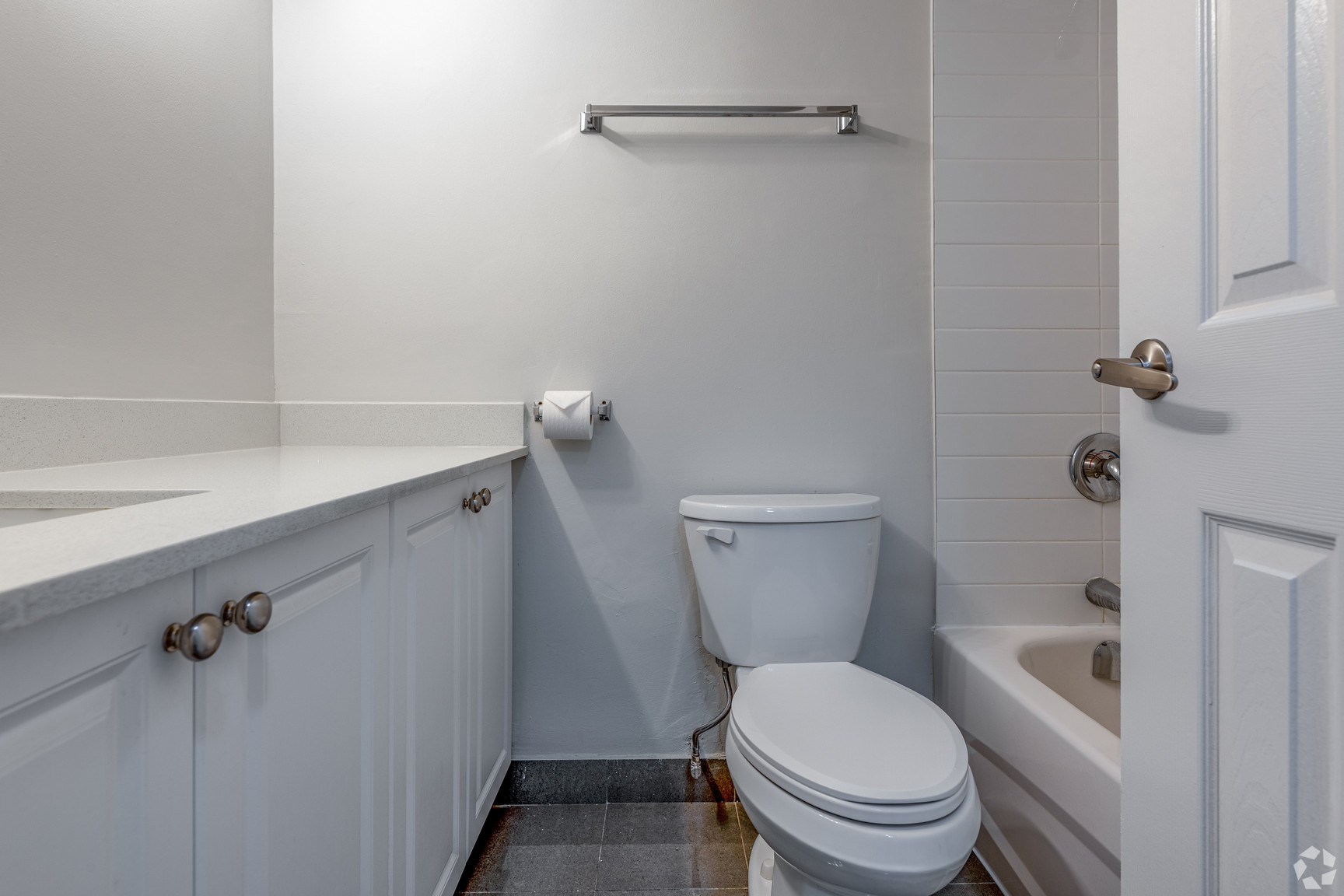 Sunrise Tower Apartments - Photo 24