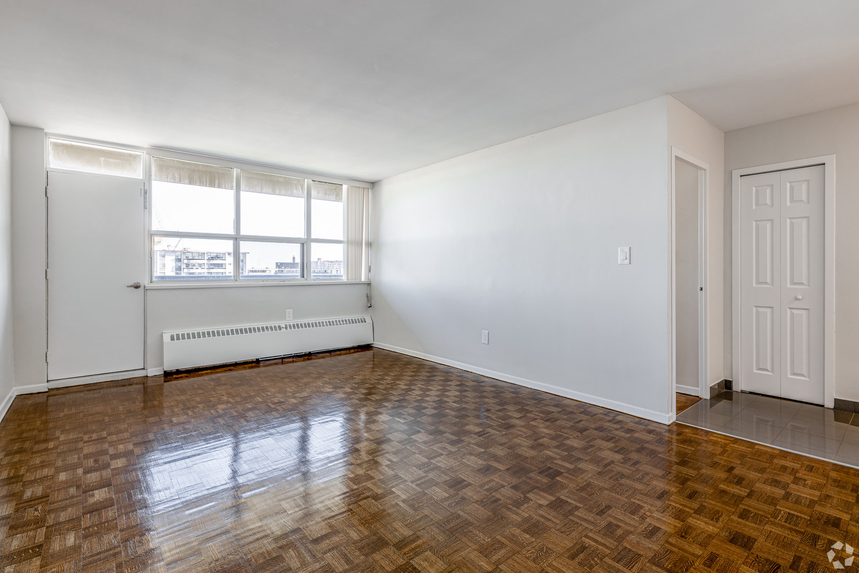 Sunrise Tower Apartments - Photo 17
