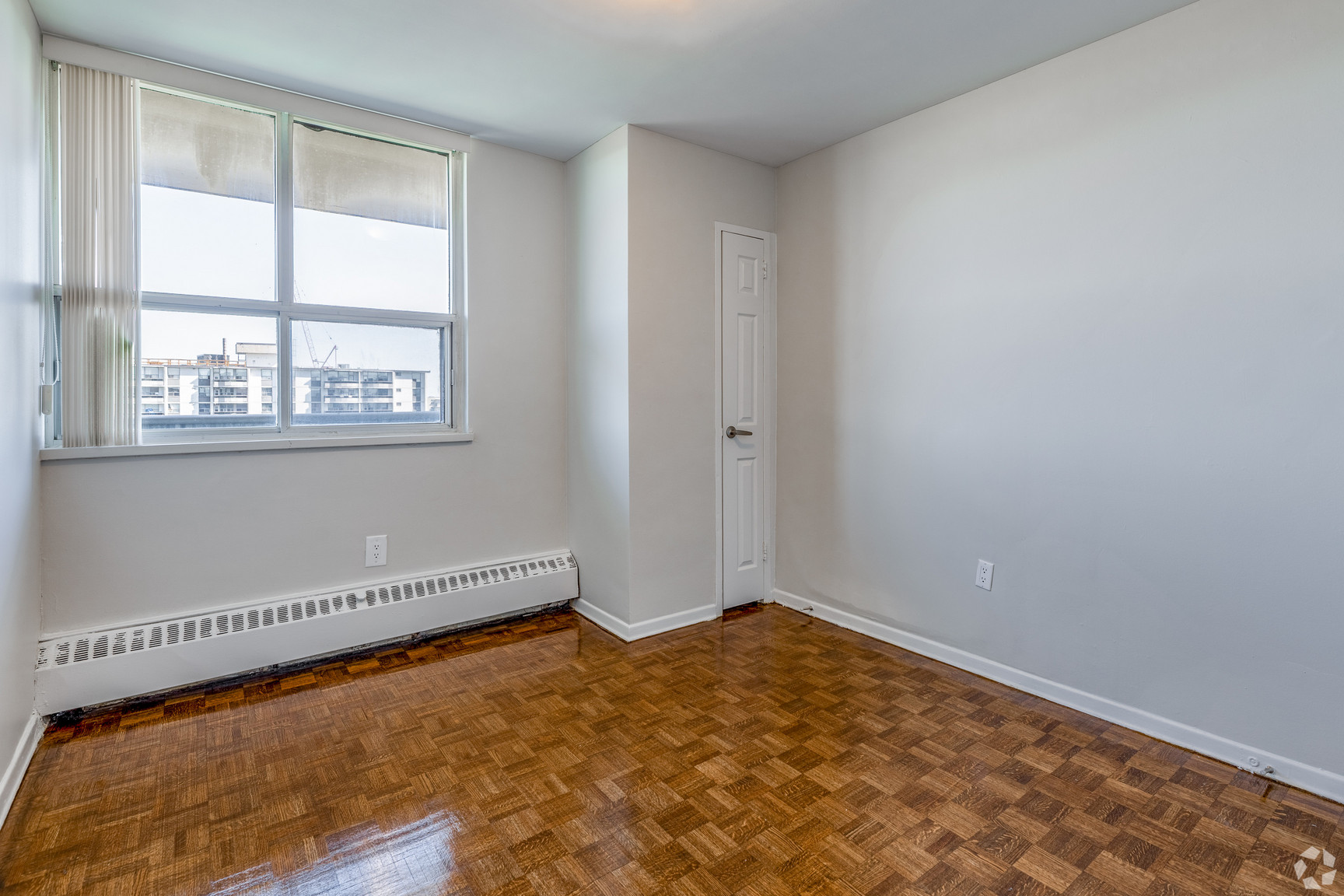 Sunrise Tower Apartments - Photo 22