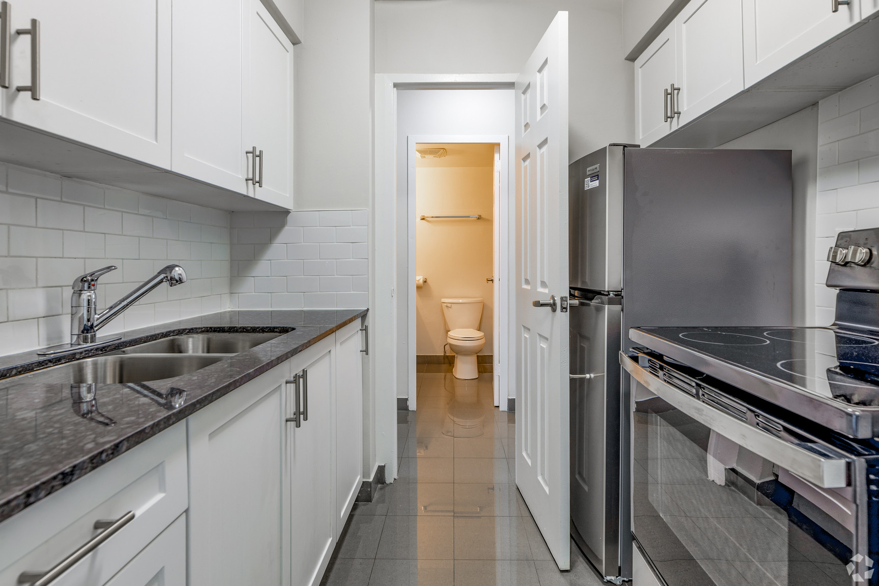 Sunrise Tower Apartments - Photo 23