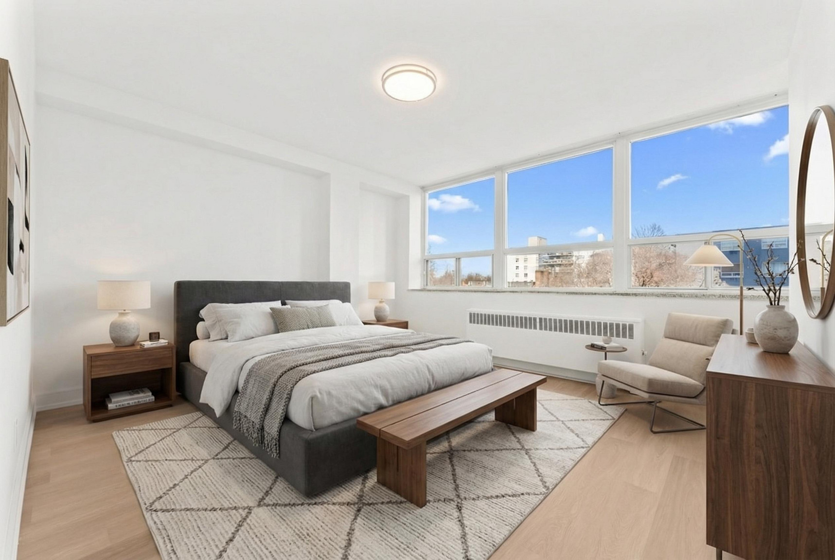 60 Tyndall Ave - Photo 2