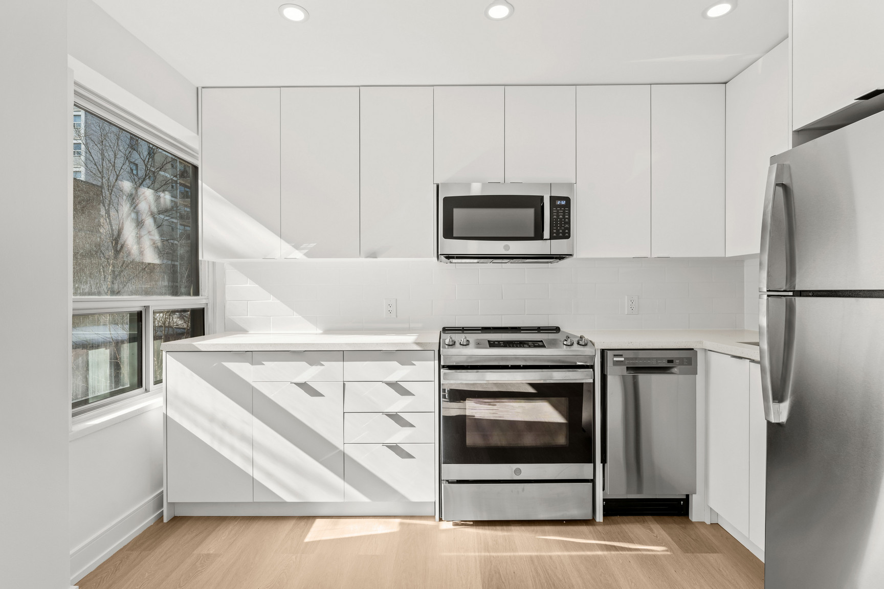 60 Tyndall Ave - Photo 30