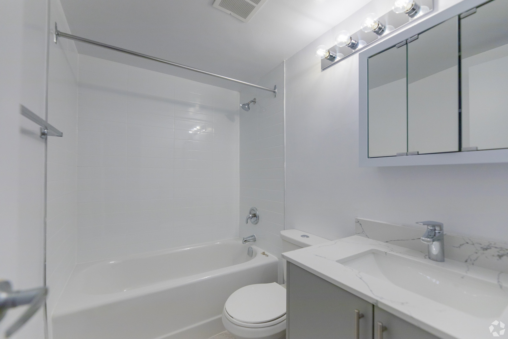 4001 Steeles Ave W. - Photo 24
